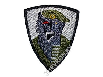 Шеврон человек волк оливковый берет