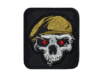 Вышитый шеврон Череп в жёлтом берете